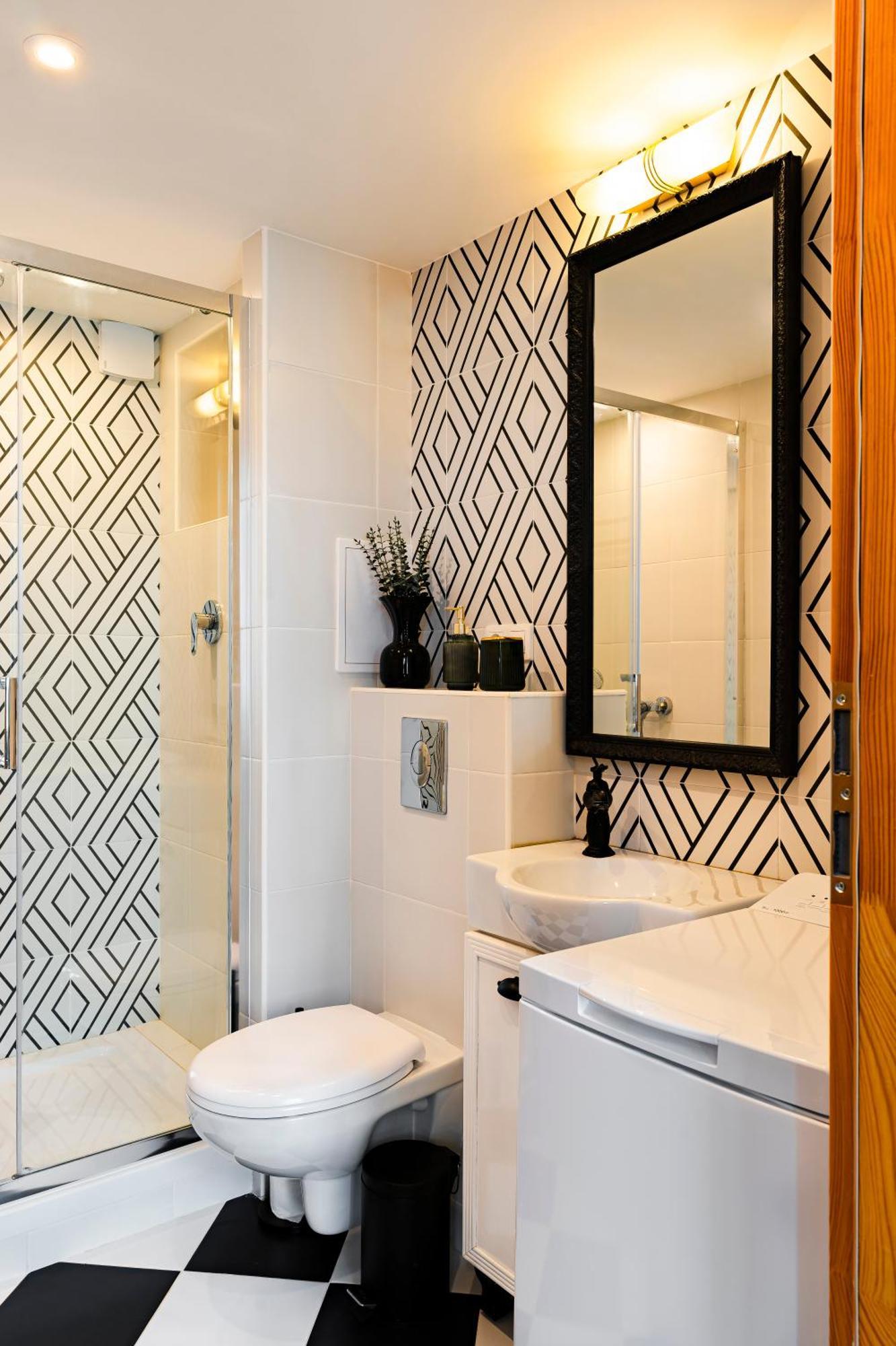 Апартаменти Great Location Amazing Flat *